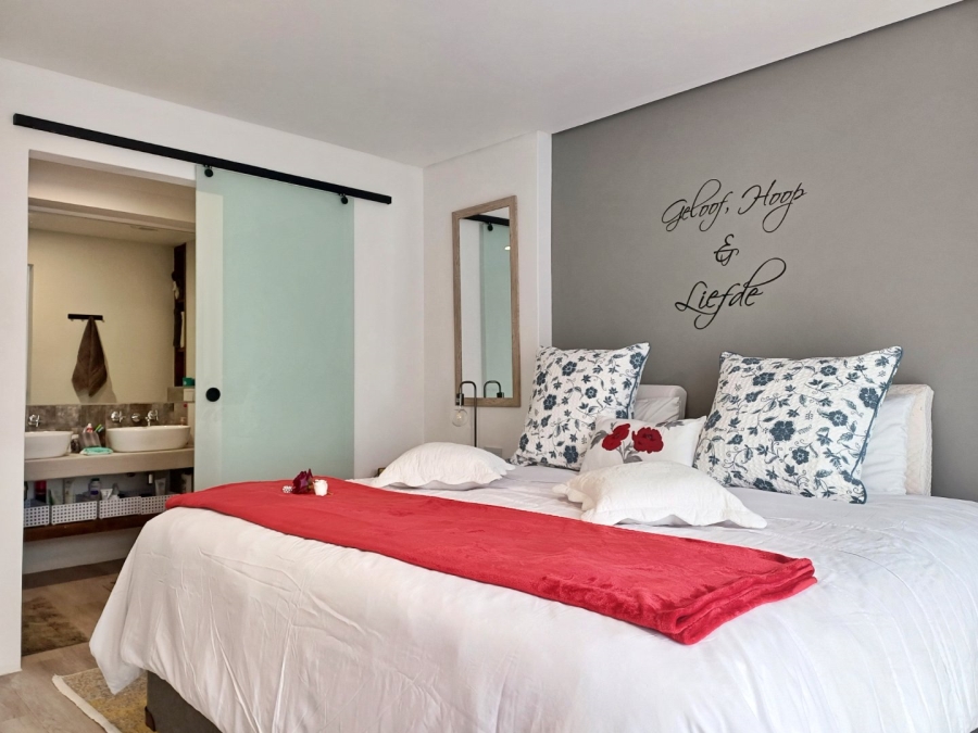 2 Bedroom Property for Sale in Island View Western Cape